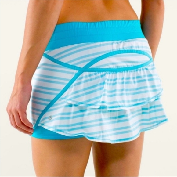lululemon athletica Dresses & Skirts - Lululemon Track Attack Skirt